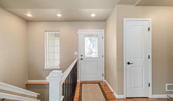 2005 PINE Ave, Cheyenne, WY 82007