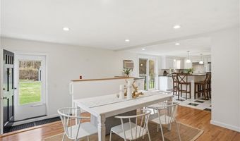 49 Roosevelt Dr, Bristol, RI 02809