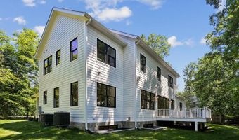 7926 BOLLING Dr, Alexandria, VA 22308