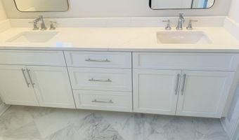 2425 Harbor 2425, Avalon, NJ 08202