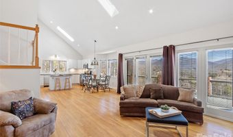 126 Hillcrest Dr, Barnardsville, NC 28709