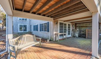11 Sheperds Way, Barnstable, MA 02630