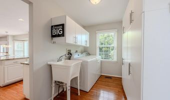 20624 CAMPTOWN Ct, Ashburn, VA 20147