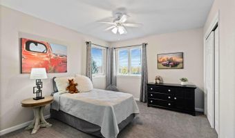 5925 Zinnia Ct, Arvada, CO 80004