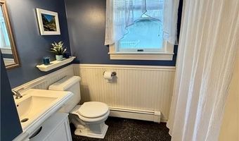 209 Skunk Hill Rd, Hopkinton, RI 02832