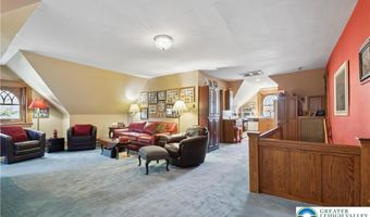 1702 W Walnut St, Allentown, PA 18104