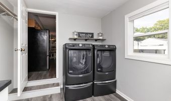 814 SE Oak Dr, Ankeny, IA 50021