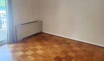 3535 CHEVY CHASE LAKE Dr 310, Chevy Chase, MD 20815