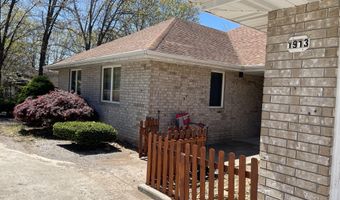 1913 Wayside Ln, Ava, MO 65608