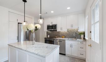 4608 36TH St S, Arlington, VA 22206