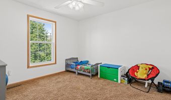 15871 Freedom Ln, Apple Valley, MN 55124