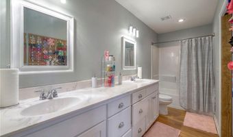 12448 NW Blackwood Dr, Adrian, MO 64720