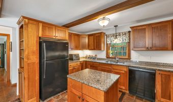 69 King Rd, Bedford, NH 03110