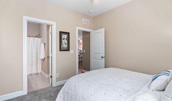 2712 Lake Waccamaw Trl, Apex, NC 27502