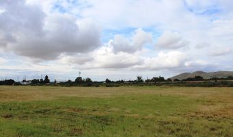 16 Th St, Alpine, TX 79830