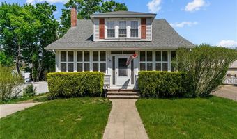 64 Dyer Ave, East Providence, RI 02915