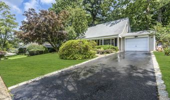 9 Jubilee Cir, Aberdeen, NJ 07747