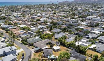 445 Kaimake Loop, Kailua, HI 96734