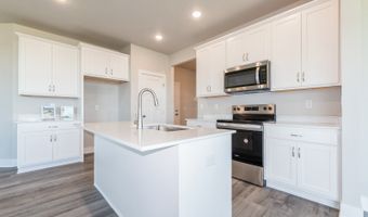 712 Meadow Rd, Adel, IA 50003