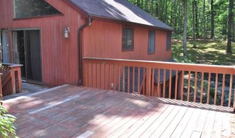 43 Camelot Dr, Bedford, NH 03110