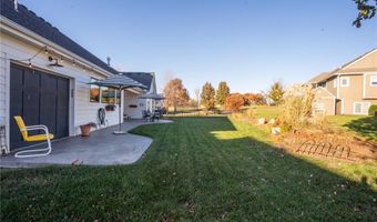 1210 Signal Lake Ct, Baldwin City, KS 66006