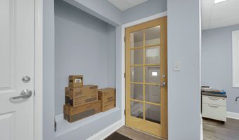 211 Montowese St, Branford, CT 06405