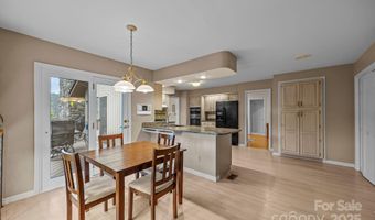 68 Stony Rdg, Asheville, NC 28804