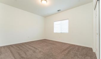 13760 Larkspur Way, Armona, CA 93202