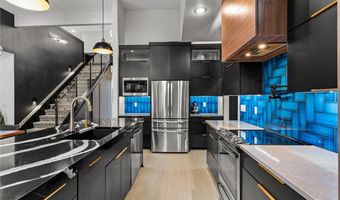 1011 NW Vaughn Rd, Bentonville, AR 72713