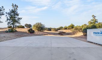 33201 Barber Rd, Agua Dulce, CA 91390