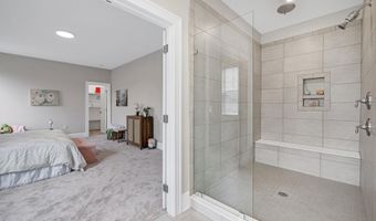 426 Tintern Ln, Apex, NC 27523