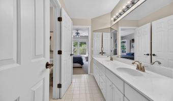 8105 Wycliffe Dr, Anderson Twp., OH 45244