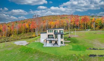 289 Ledgewood Dr, Bethlehem, NH 03574