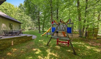 N3880 ANITA WIECKERT Road, Appleton, WI 54913