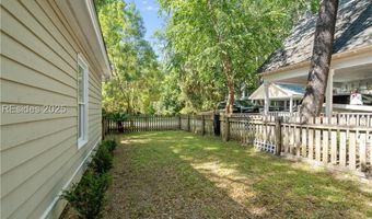 7 Holbrook Dr, Beaufort, SC 29902