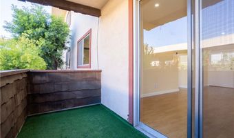 5414 Newcastle Ave 8, Encino, CA 91316