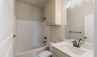 213 Navajo Trl, Alvarado, TX 76009