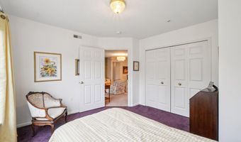 1261 Joyce Ln, Ann Arbor, MI 48103