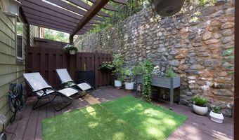 1441 Ashford Creek Cir, Atlanta, GA 30319