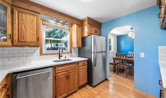 10 Craigie St, North Providence, RI 02911
