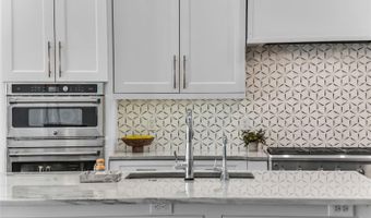 1306 W SMITH St, Orlando, FL 32804