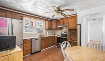 75 Autumn St, Cranston, RI 02910