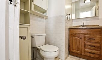 174 Orient St, Bayonne, NJ 07002