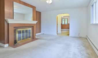 55 Epping St, Raymond, NH 03077