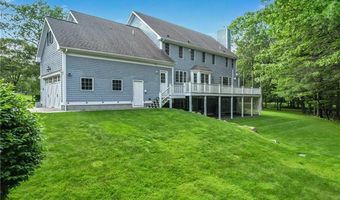 30 Taggart Ct, East Greenwich, RI 02818