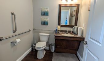 515 E Main St C, Anna, OH 45302