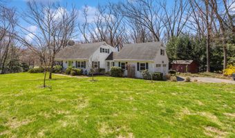 303 Beacon Hill Dr, Cheshire, CT 06410