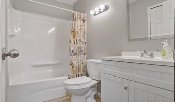 2695 Mull Ave B, Akron, OH 44321