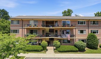5003 SENTINEL Dr 22, Bethesda, MD 20816