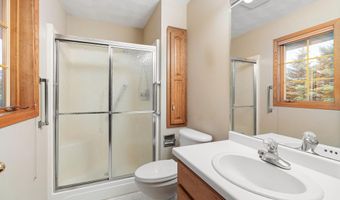 307 14th Pl NW, Austin, MN 55912